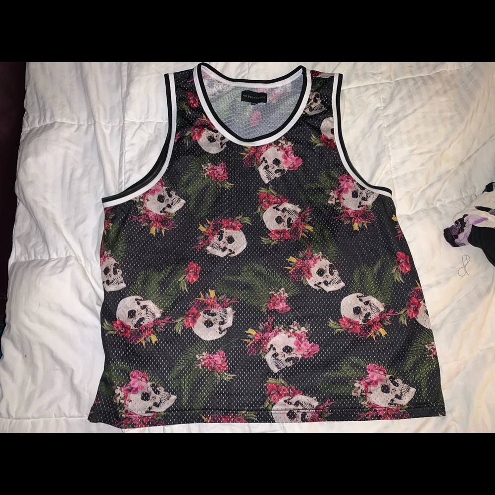 Mesh Skull 💀 and Rose 🌹 tank top!